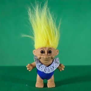 VTG Russ Bathing Beauty Troll doll blue suit yellow hair.